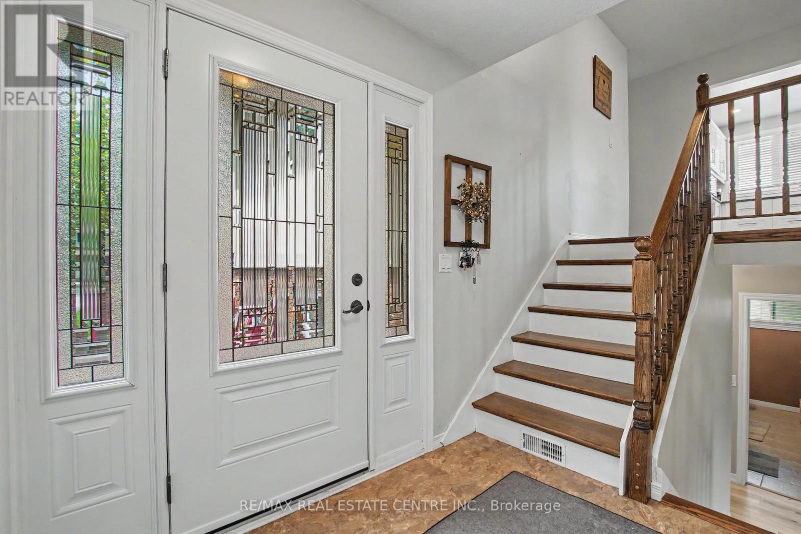 1045 QUEENS BUSH ROAD