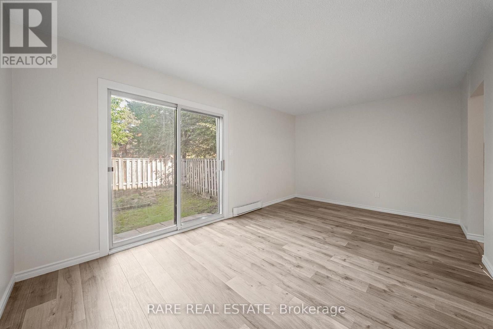 18 - 221 ORMOND DRIVE