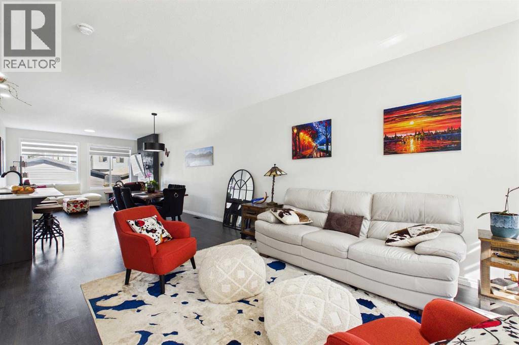 24 Rowmont Common NW