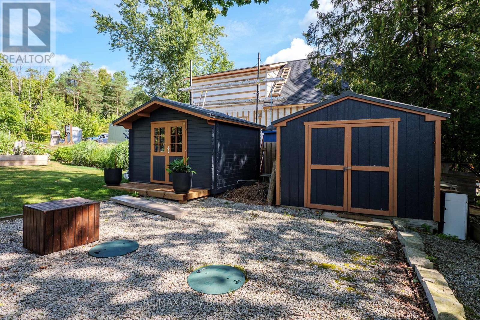 38 MAPLE DRIVE