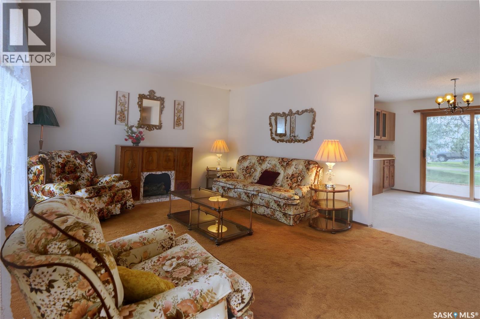 1008 Parklane DRIVE