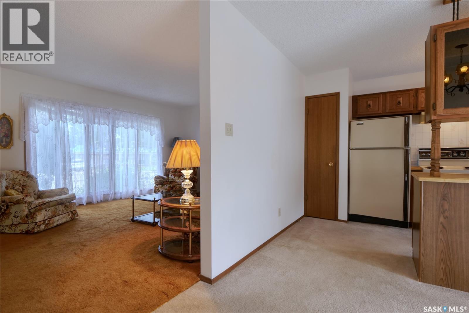 1008 Parklane DRIVE