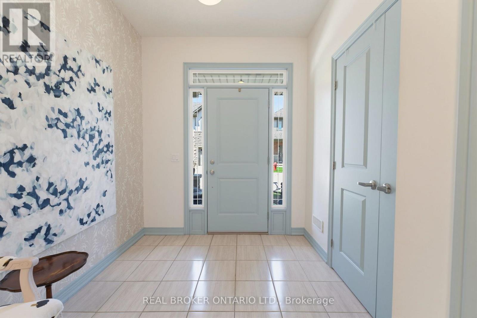 106 - 77 DIANA AVENUE