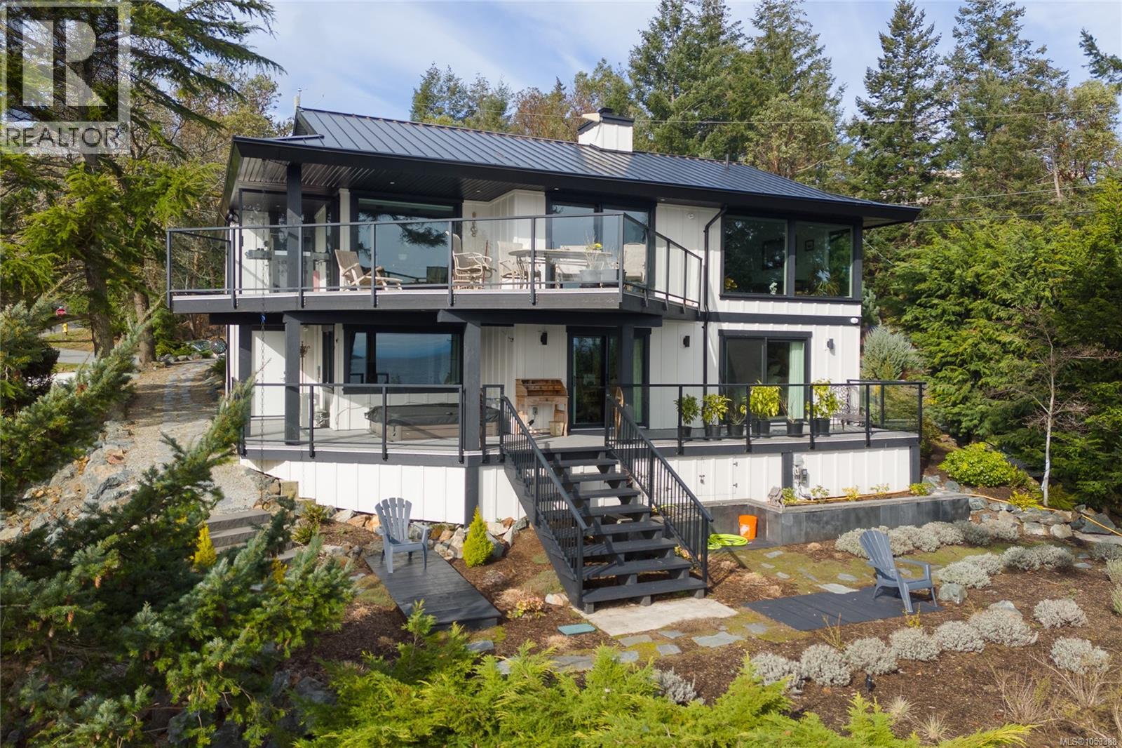 3483 Schooner Rd