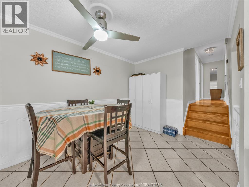 3149 ELMWOOD CRESCENT