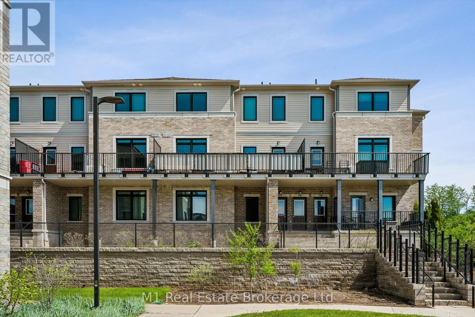 17 - 107 WESTRA DRIVE