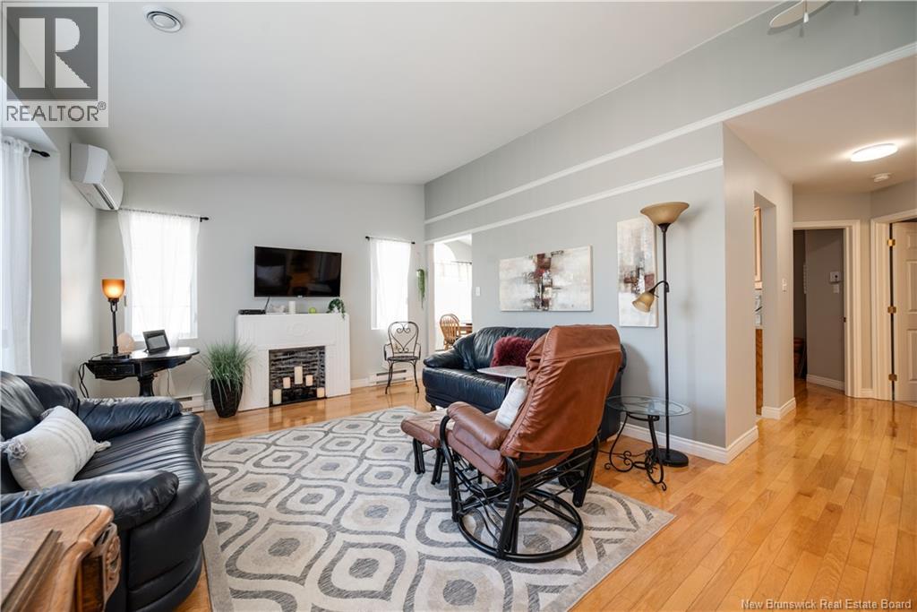 343 Beausejour Street - Photo 4