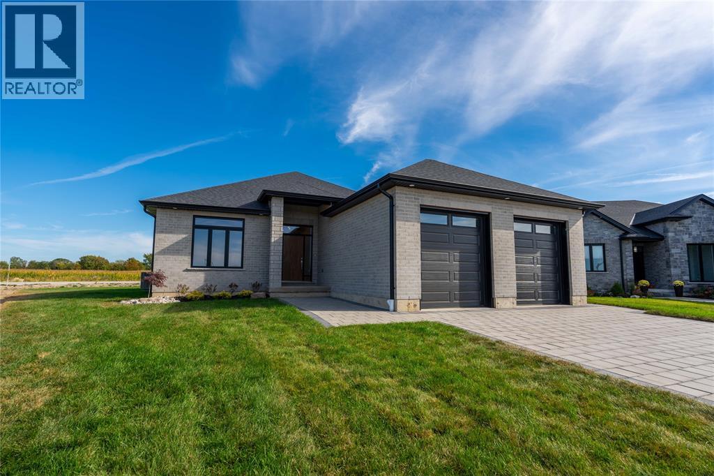 3555 PAUL CRESCENT