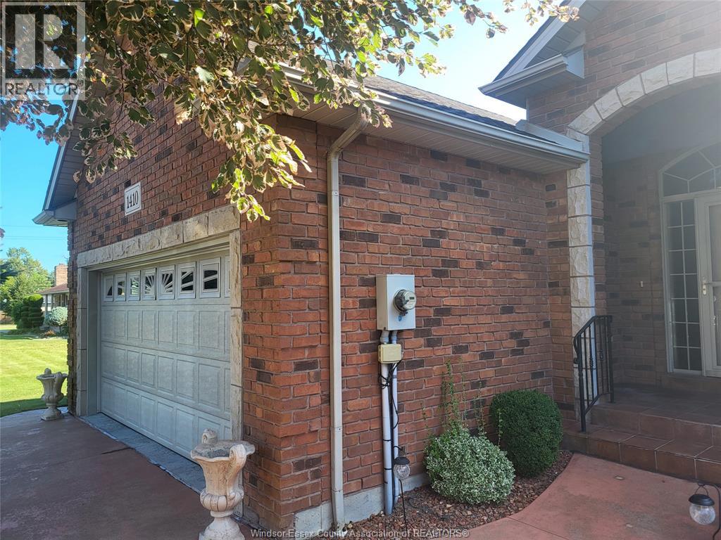 1410 POISSON STREET