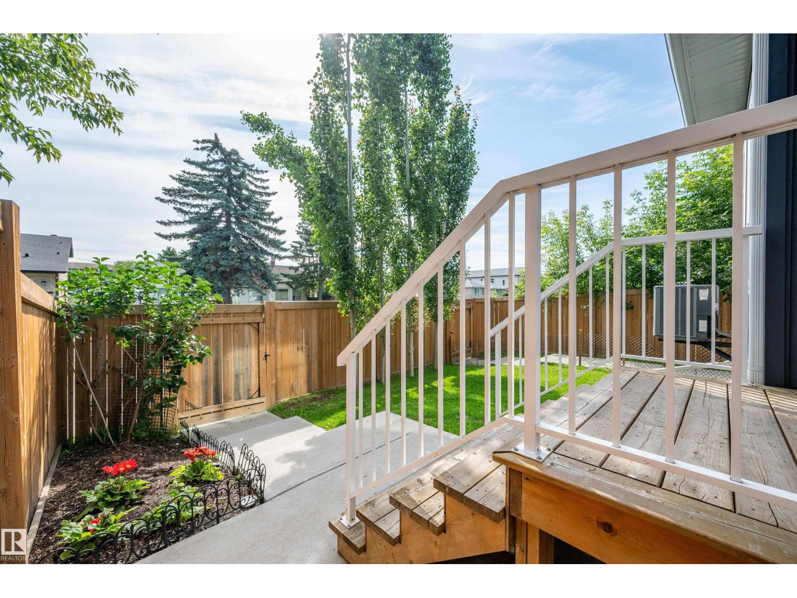 11444 82 ST NW