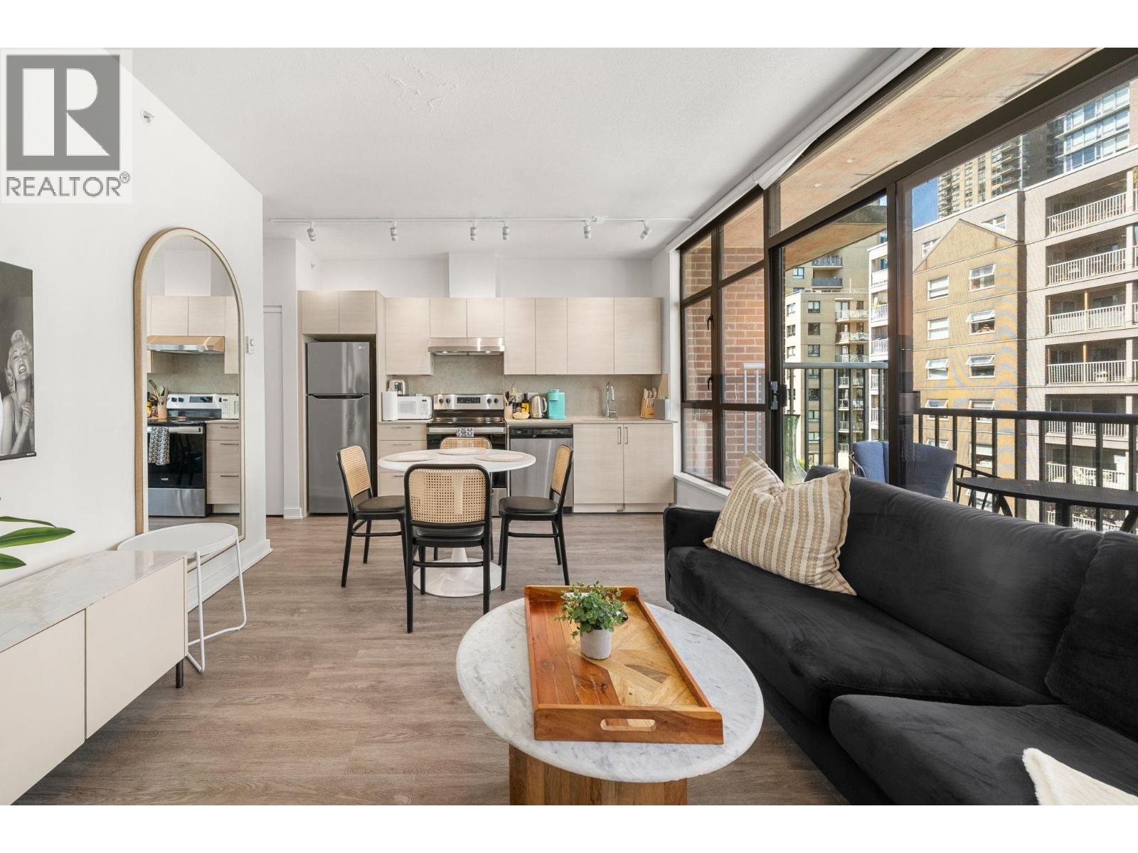 602 1249 GRANVILLE STREET