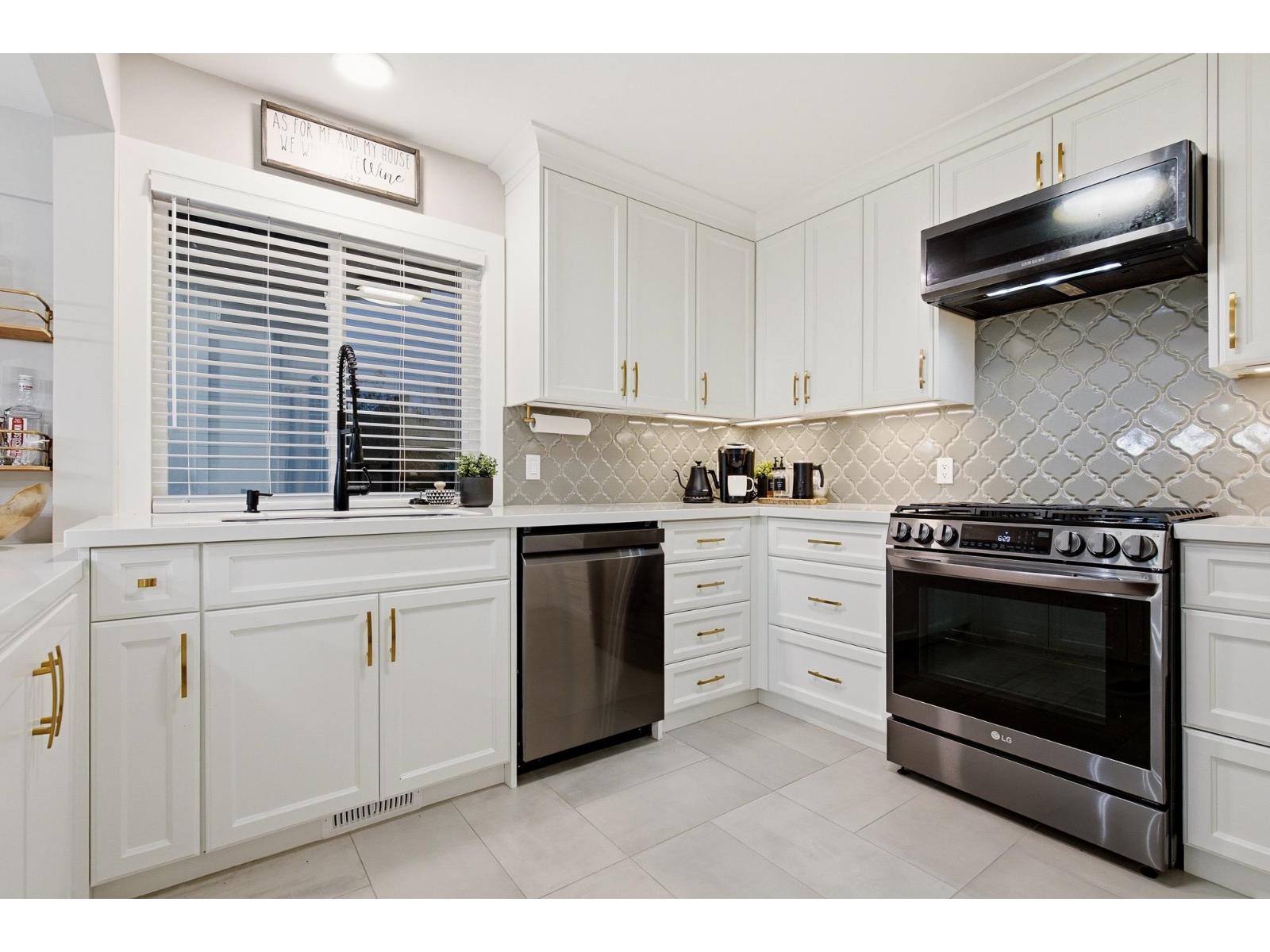 46635 BRICE ROAD, Fairfield Island