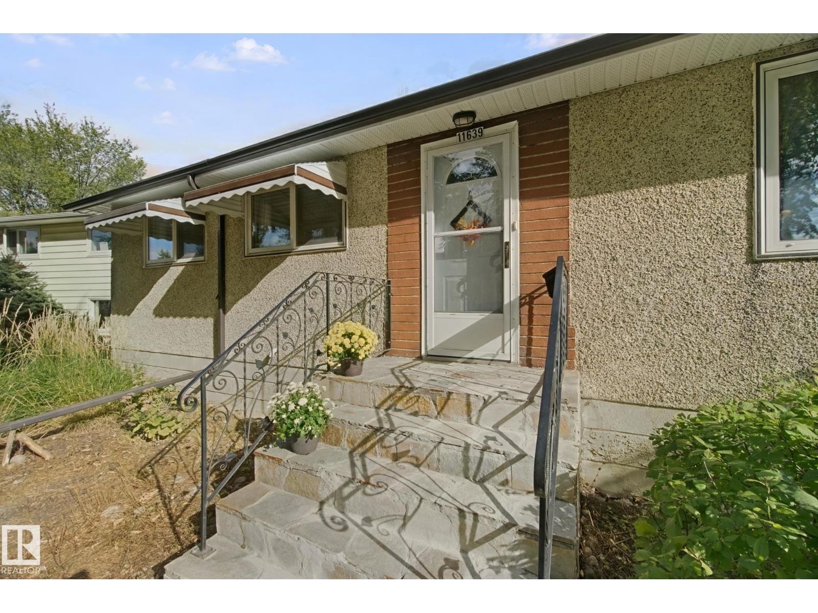 11639 134 ST NW