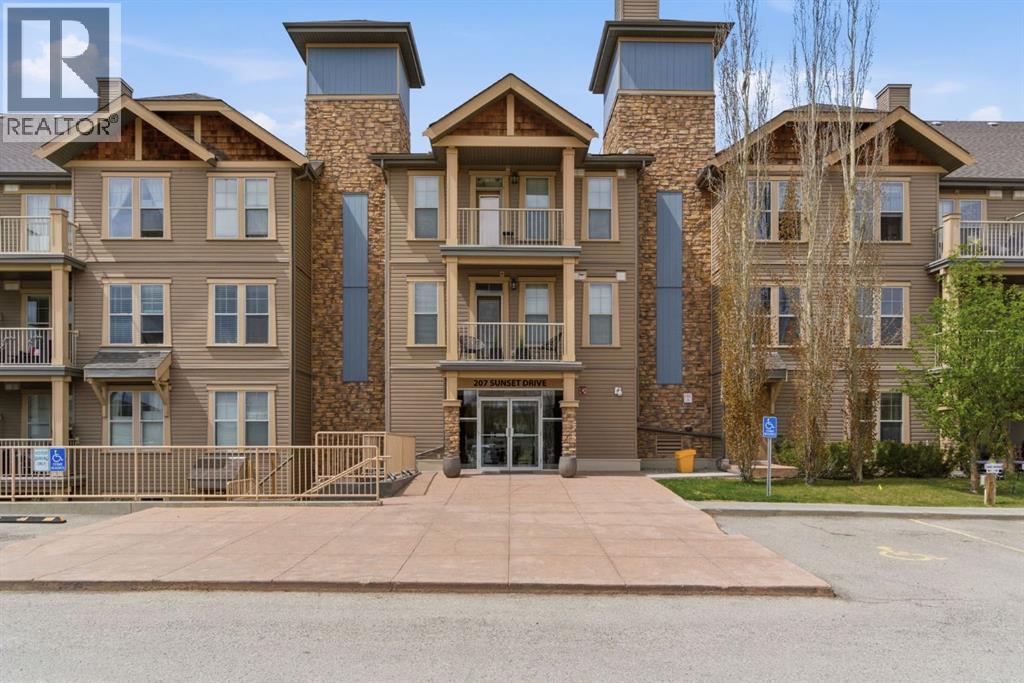 408, 207 Sunset Drive