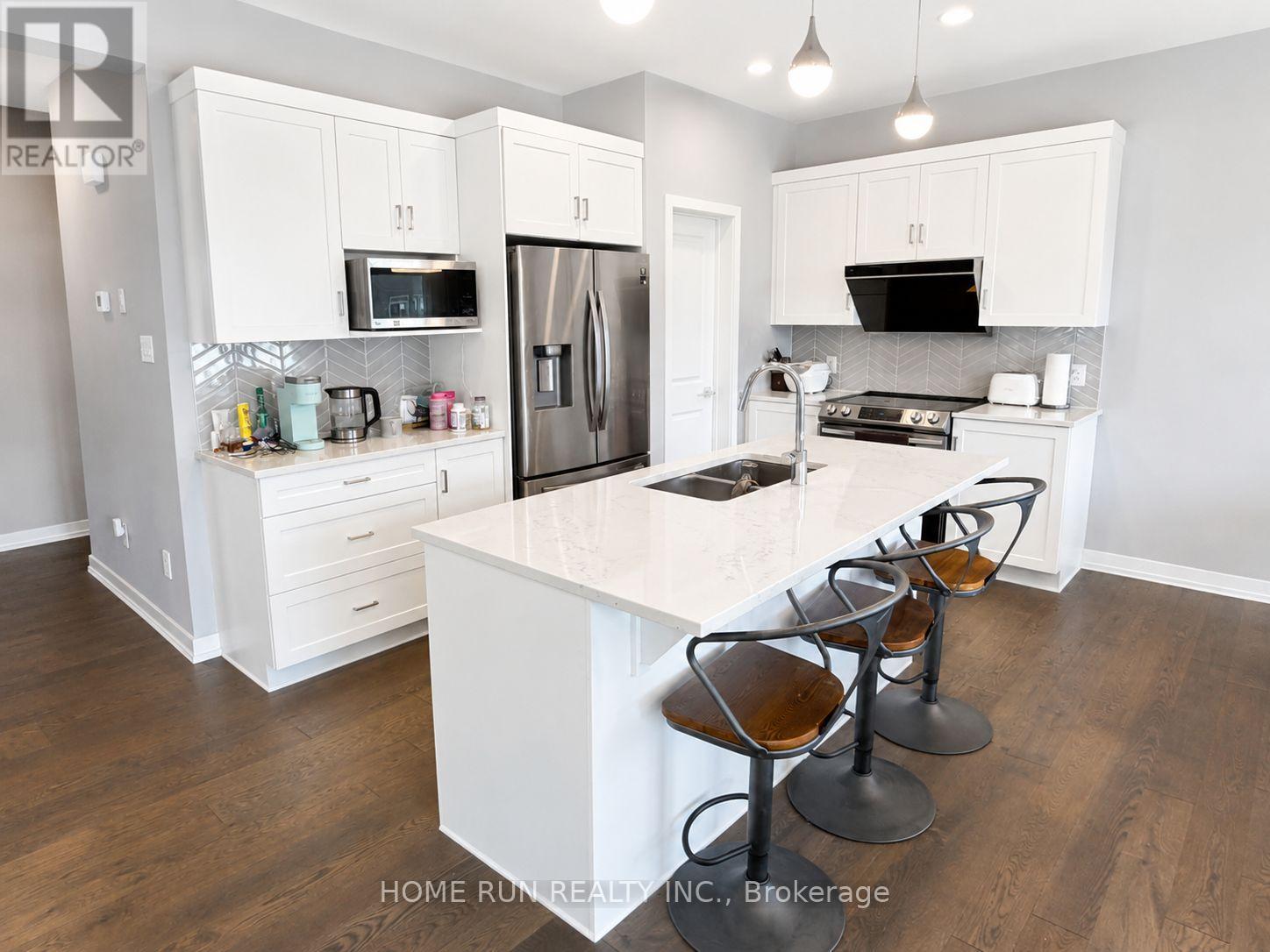 633 ROUNCEY ROAD