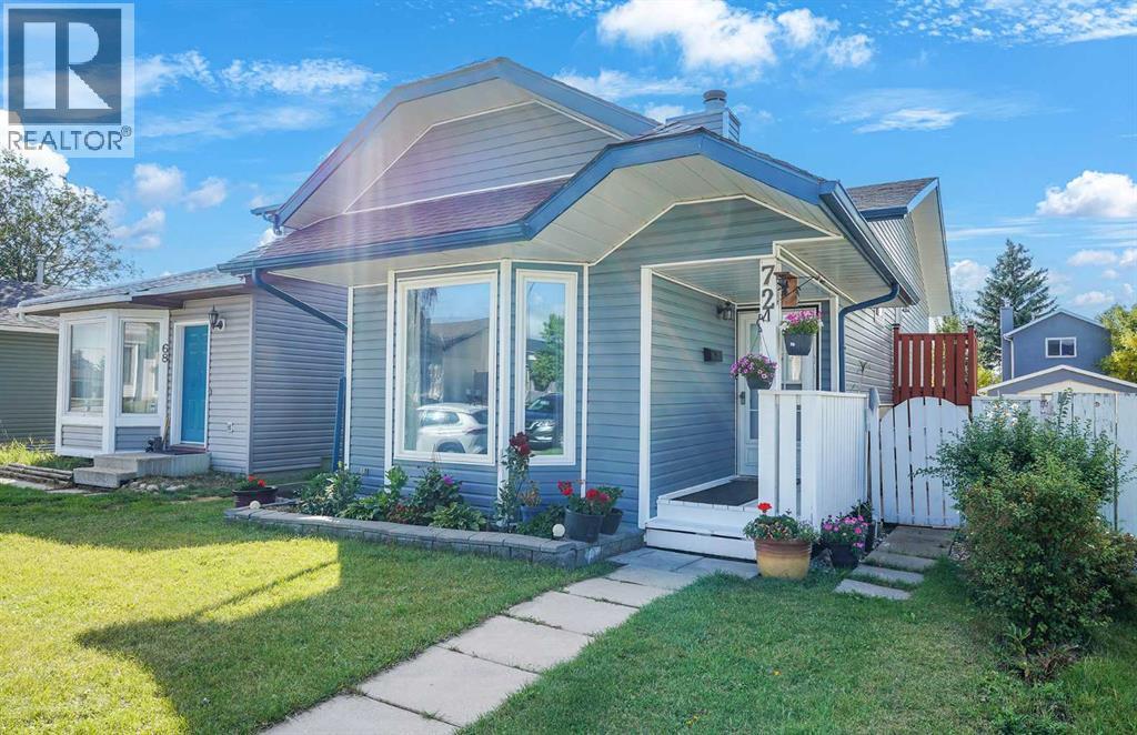 72 Martindale Close NE