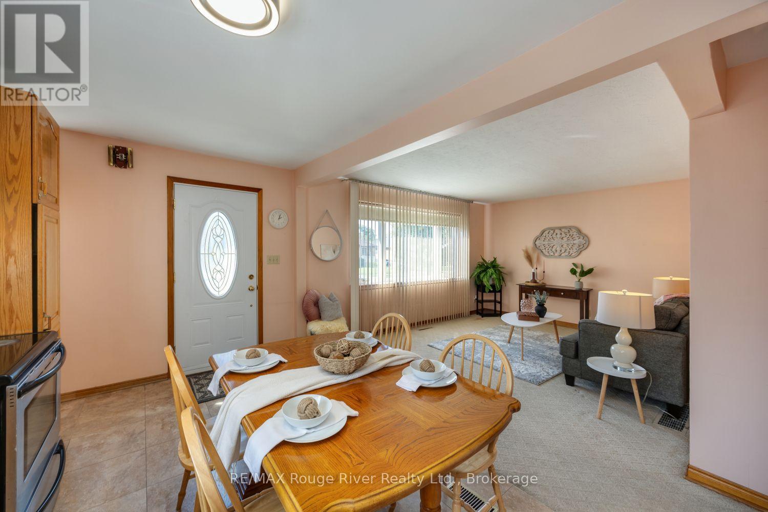 287 GUELPH STREET