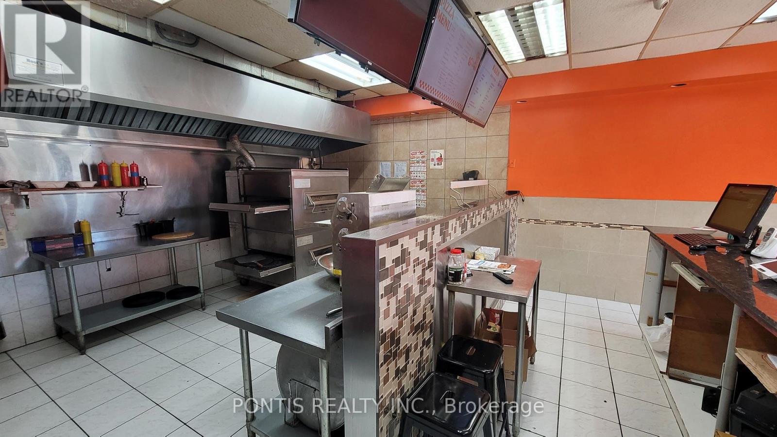 12 - 3200 ERIN MILLS PARKWAY