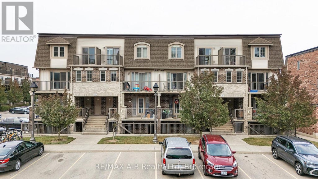 H - 242 RACHEL CRESCENT, KITCHENER, ON N2R 0E1 - Image 1001033863.jpeg?d=l