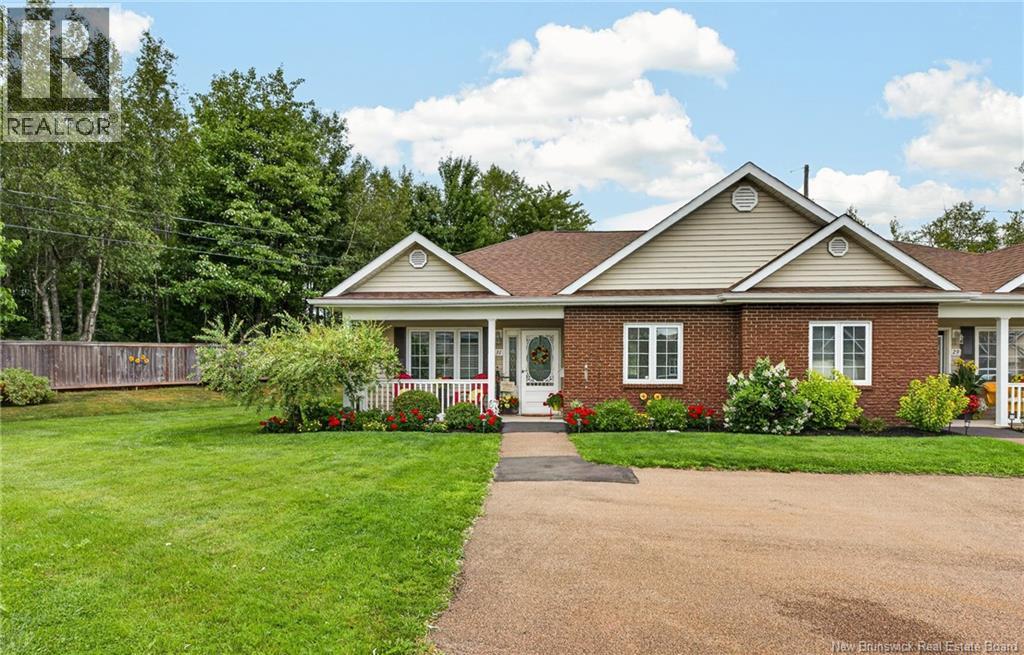 31 Adelie Lane - Photo 2