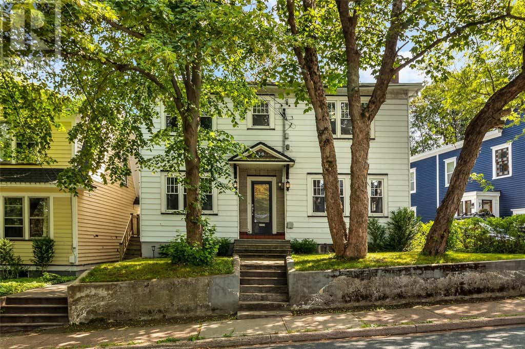 38 FOREST ROAD