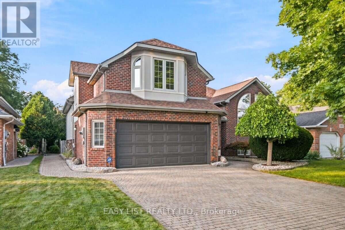 5929 ROSEWOOD CRESCENT