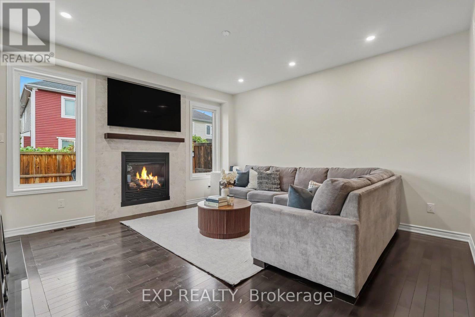 127 SWITCH GRASS CRESCENT