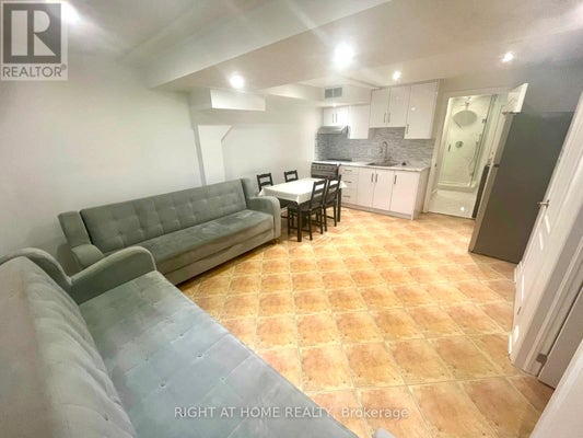287 Wildberry Cres, Vaughan (Vellore Village), ON 2