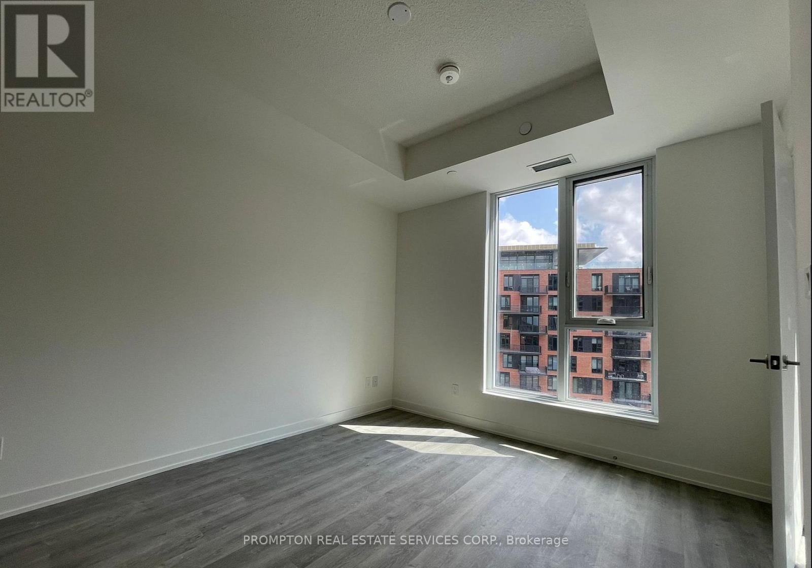 708 - 38 SIMCOE PROMENADE