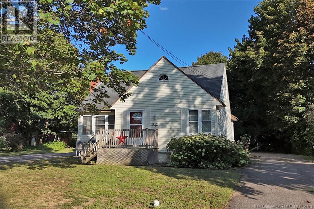 242 Highland Avenue