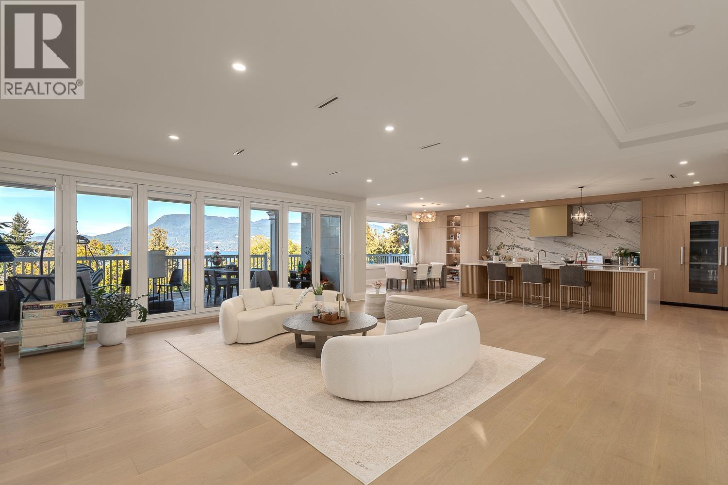 5747 NEWTON WYND