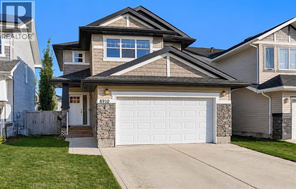 8910 94 AVENUE, GRANDE PRAIRIE, AB T8X 0M3 - Image 3550729043.jpeg?d=l