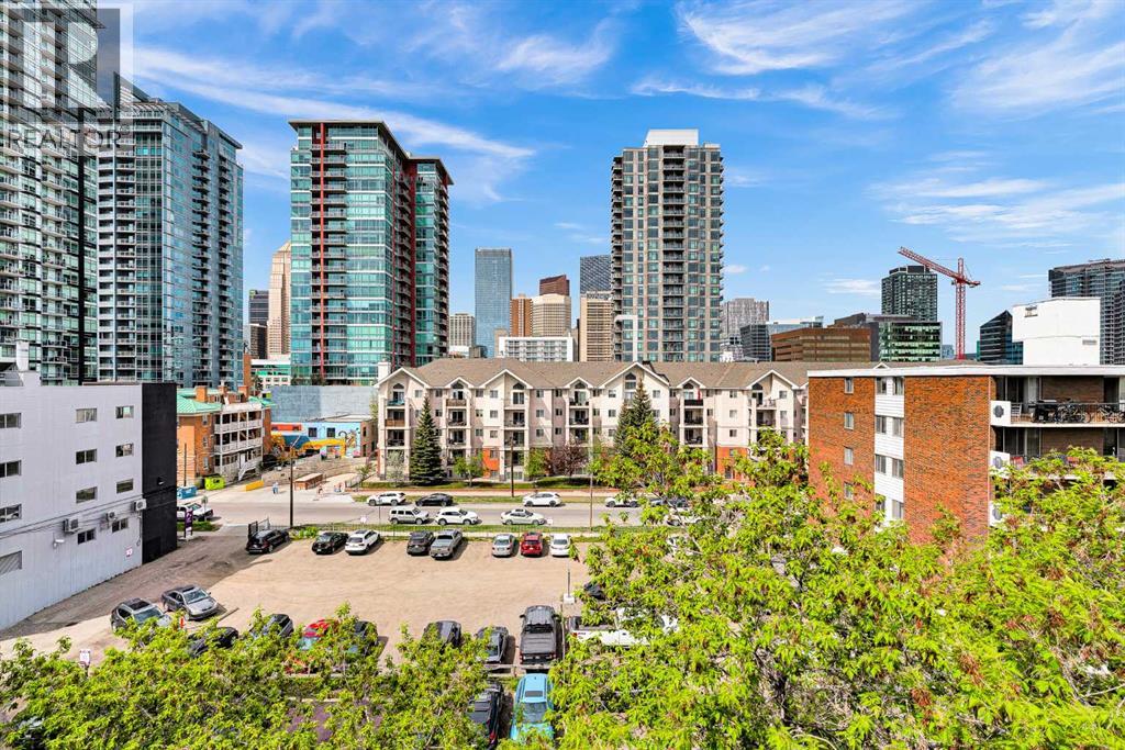605, 128 15 Avenue SW