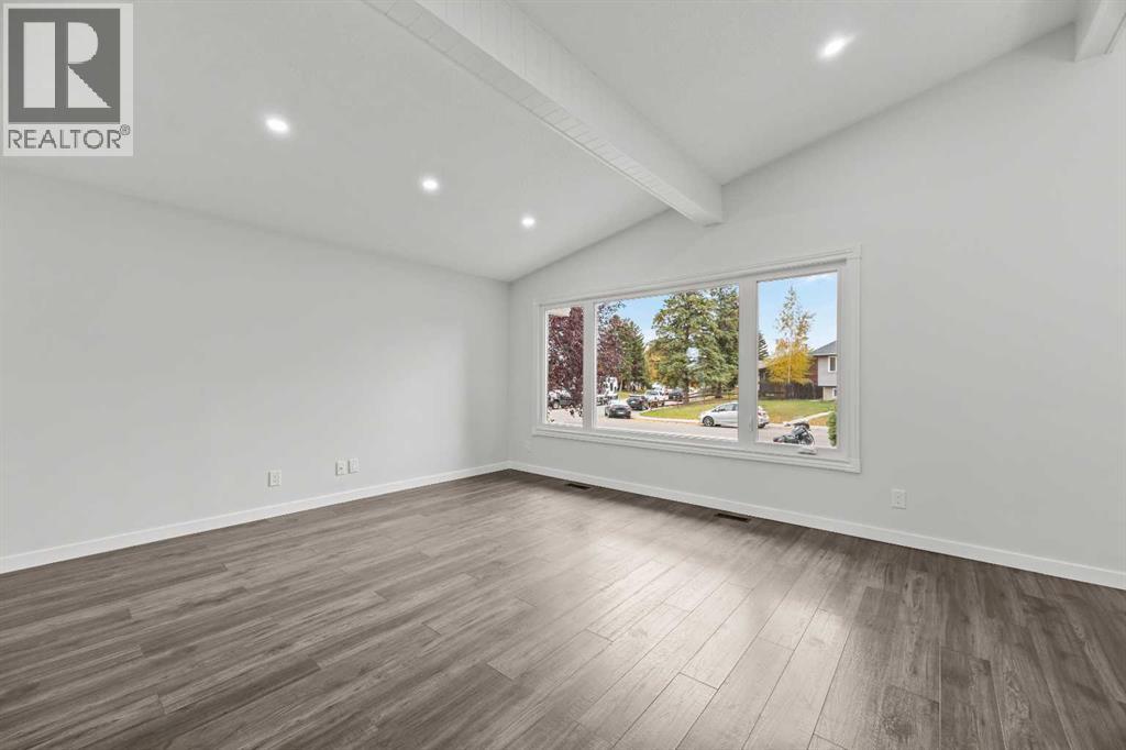 467 Queen Charlotte Road SE