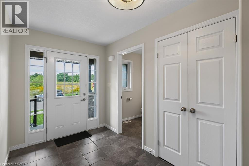 11 HACKBERRY Lane