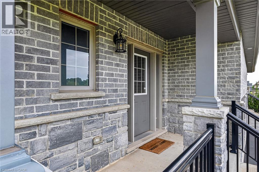 11 HACKBERRY Lane