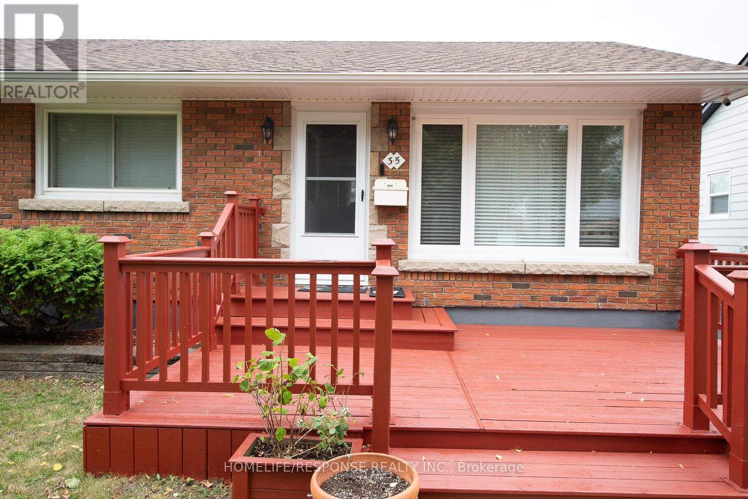 35 PARKDALE DRIVE