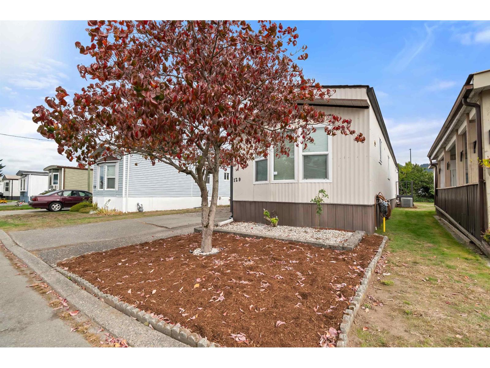129 6338 VEDDER ROAD, Sardis South