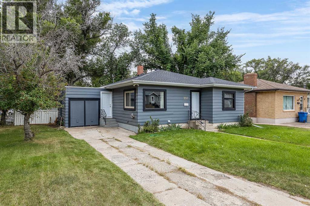 337 4 STREET, MEDICINE HAT, AB T1A 4E7 - Image 3906737766.jpeg?d=l