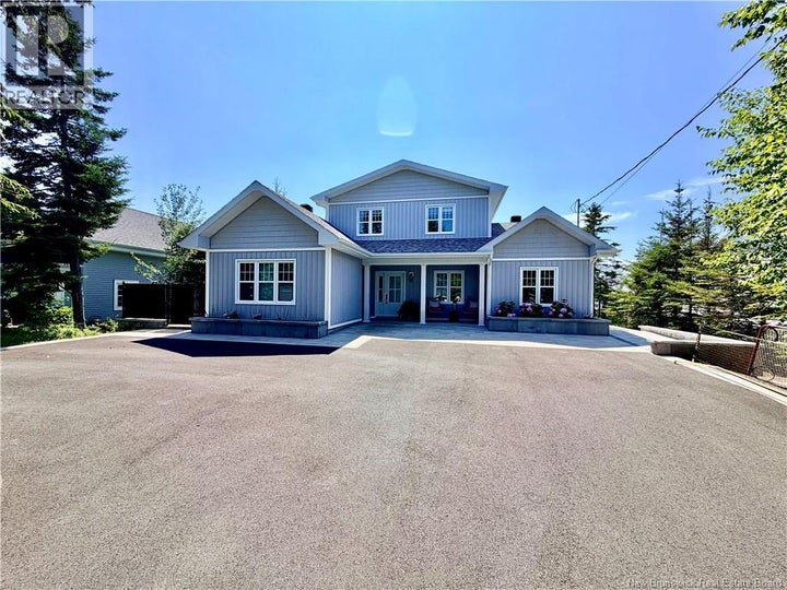 Photo 1 of 50 — 1635 Queen Elizabeth Drive, Bathurst, NB E2A 2V7