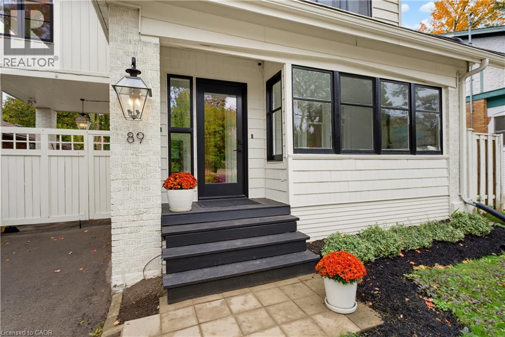 89 ALLEN Street W
