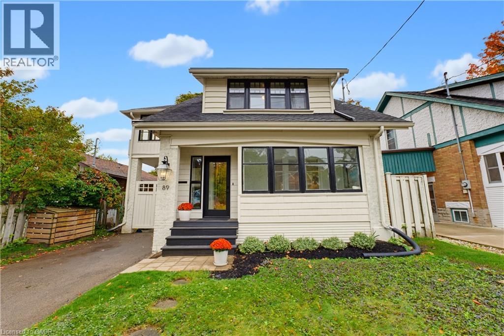 89 ALLEN Street W