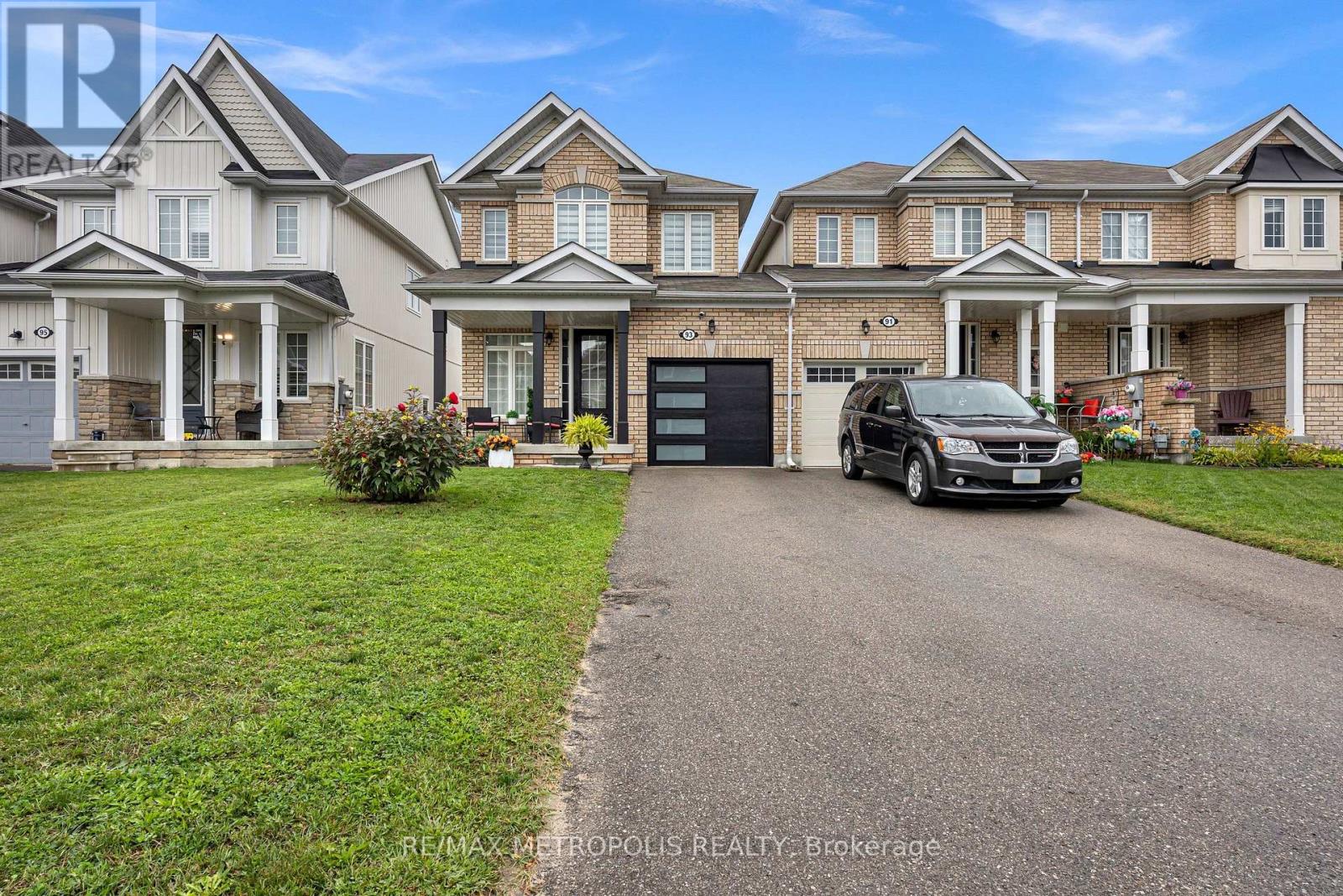 93 BLANCHARD CRESCENT