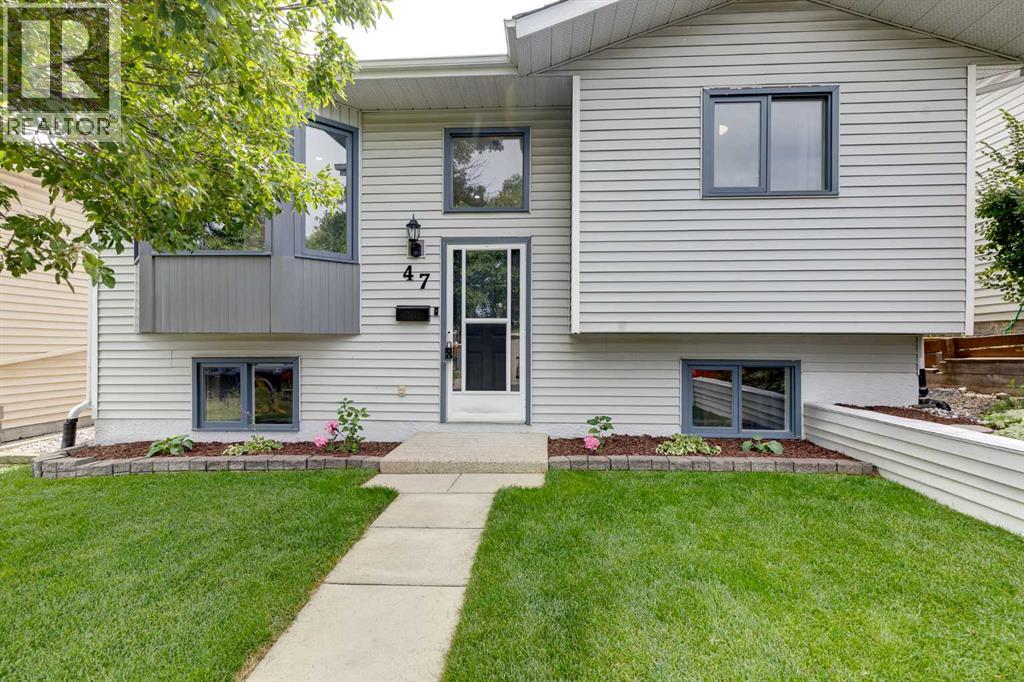 47 Macewan Meadow Link NW