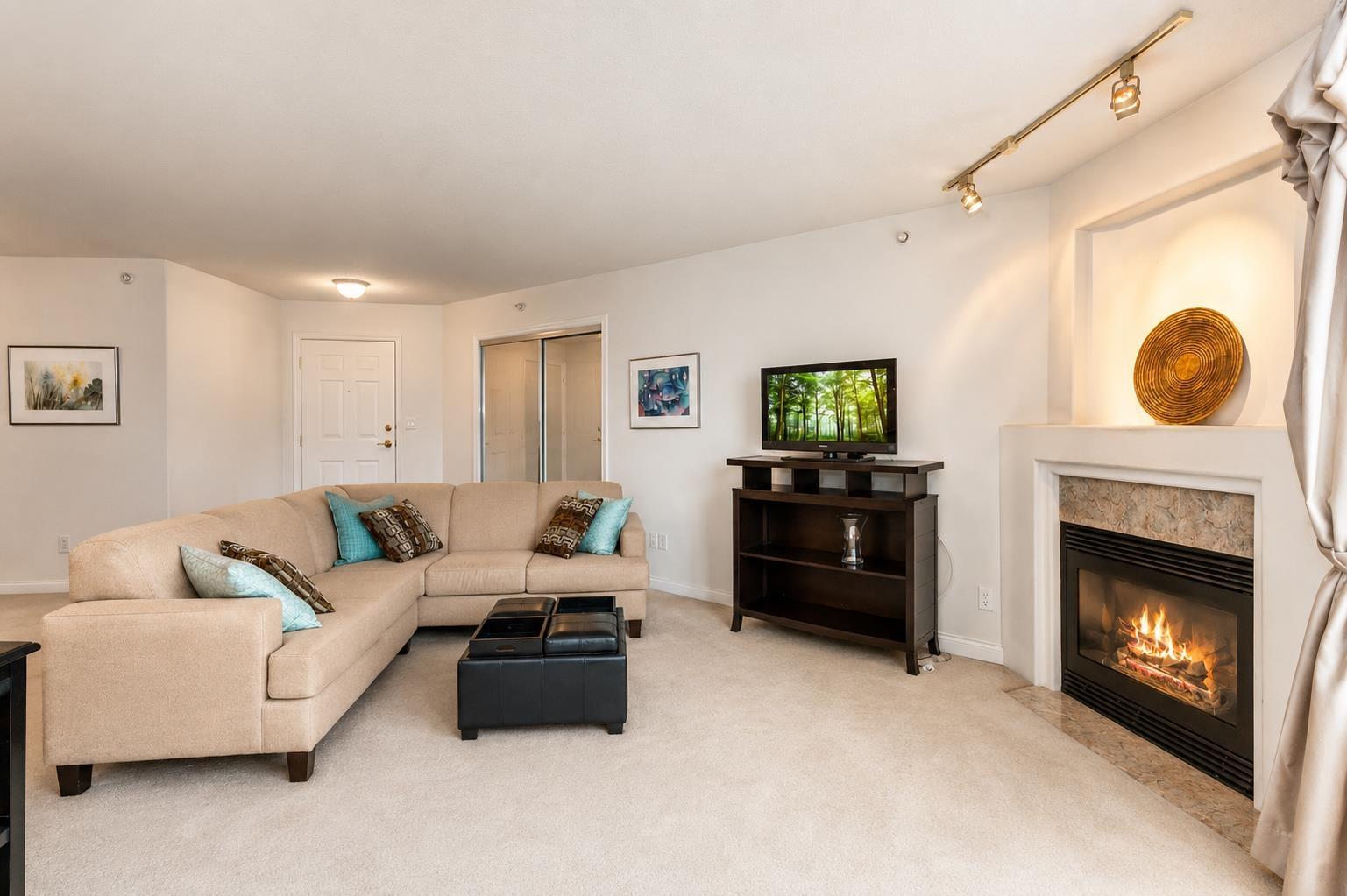 406 33065 MILL LAKE ROAD