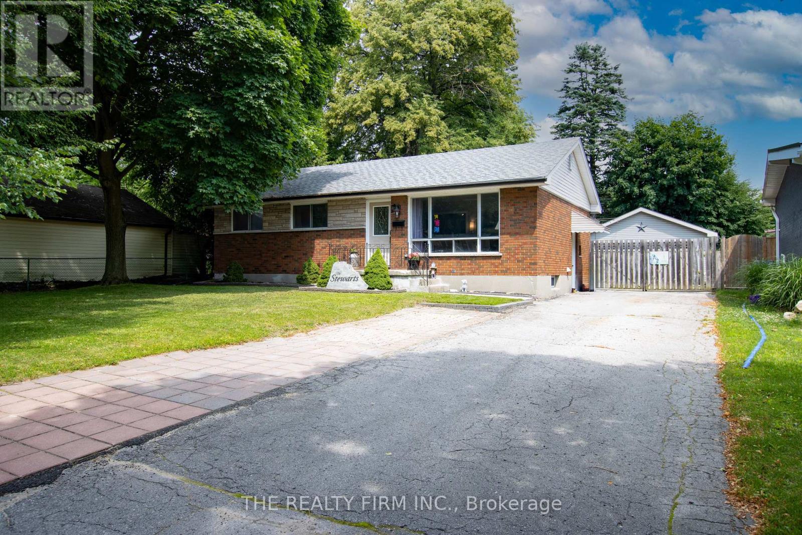 82 LANGTON ROAD