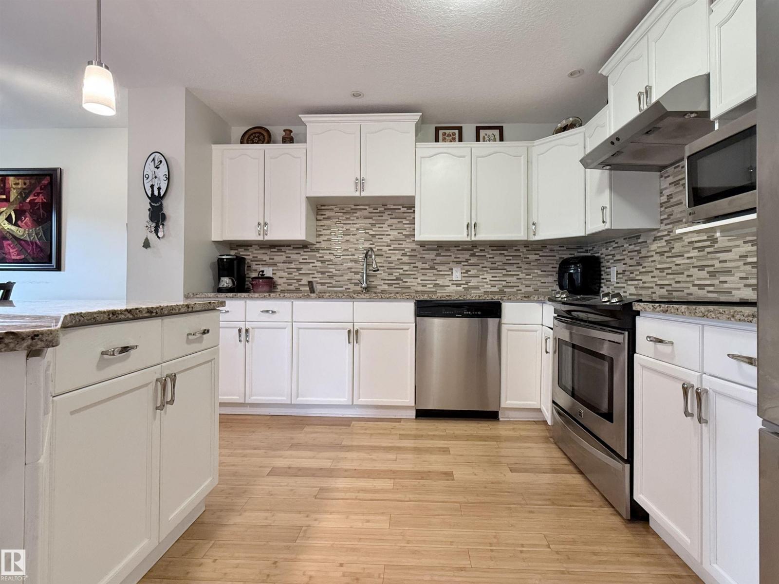 #403 3 PERRON ST