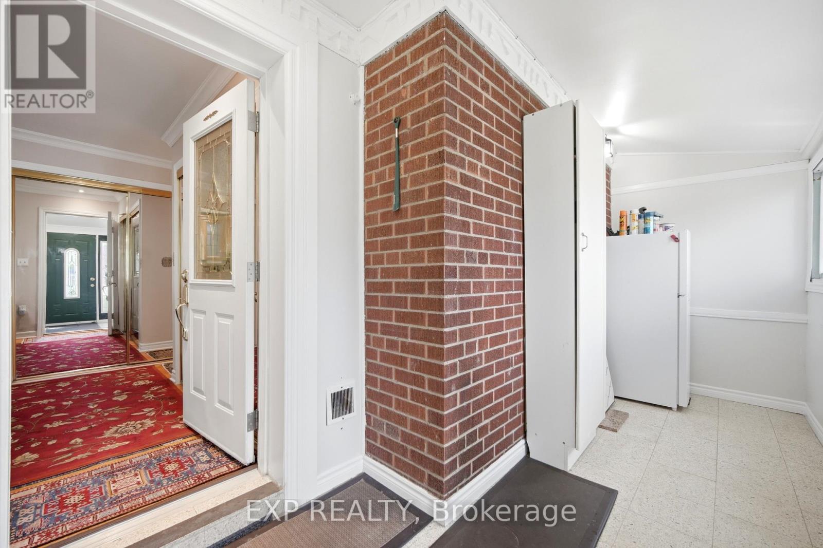 43 RIDGEMOOR AVENUE