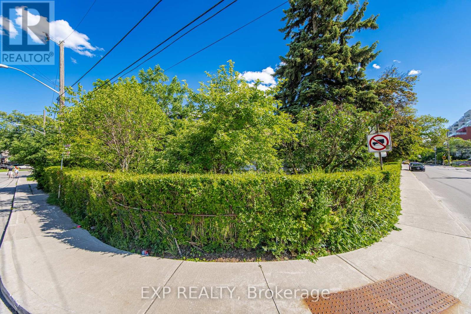 43 RIDGEMOOR AVENUE