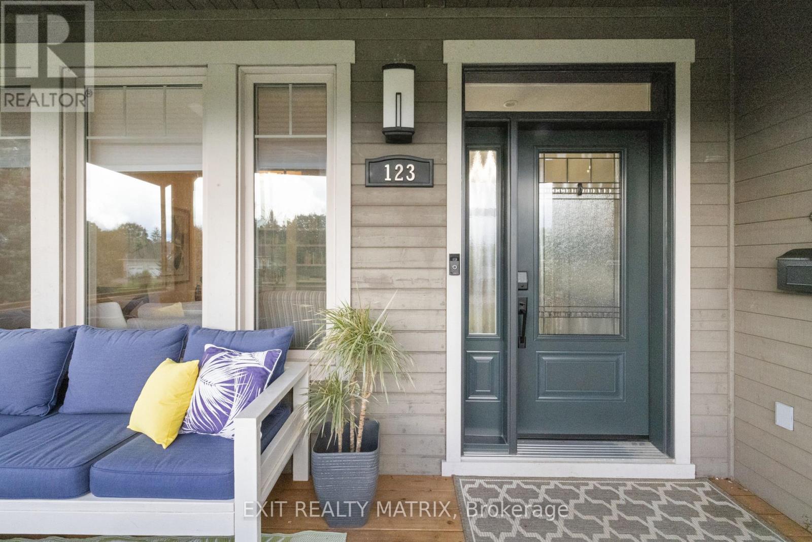 123 MUIRFIELD COURT - Photo 3